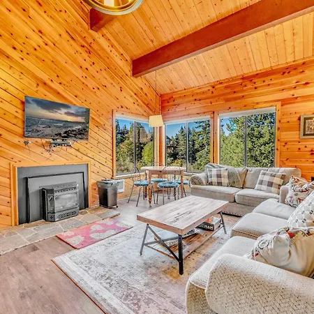 Beautiful 3Br Ski-In,Ski-Out Donner Condo